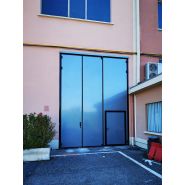 Porte pliante industrielle - Panneaux rigides anti-cambriolage - Hermétique et sécurisée_9