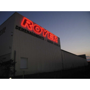 Panneau d'enseigne néon sur mesure, conçue avec tubes soufflés et formés au visuel recherché - OUEST ENSEIGNES_9