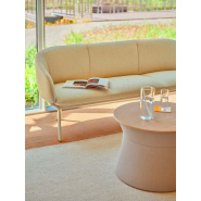 Table basse design, élégante, pratique et personnalisée, résistante pour vos collaborateurs et visiteurs_9