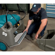 S9 Large balayeuse autotractée TENNANT alimentée par batteries_9