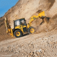 Tractopelle Venieri VF 10.33 B avec performances optimales et ergonomie