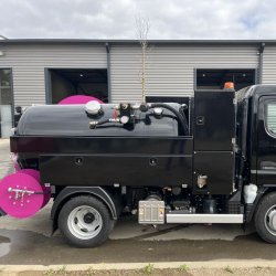 Combiné hydrocureur grande capacité 3.5T - Fuso Canter - Cuve 2300L - Débit 90 L/min à 175 bars à 37 L/min à 400 bars