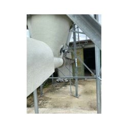 Silo d'élevage à cône axial de 60° pour l'alimentation des veaux  Capacité 20m3, 26m3 ou 30m3 - Poudre de lait