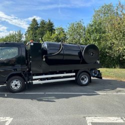 Combiné hydrocureur 8.5T - Débouchages grandes capacités et pompage de fosses - De 90L/min à 175 bars à 37L/min à 400 bars - Cuve 4500L et Fuso Canter 8,5T