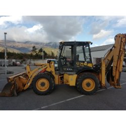 Tractopelle Venieri VF 9.23 - articulé, 4 roues motrices, rétro avec extendo, année 2001