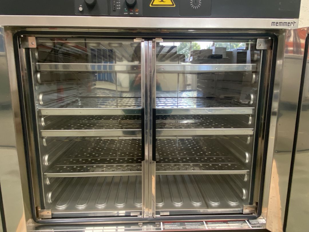 Incubateur de laboratoire pharmaceutique - Occasion - memmert_1