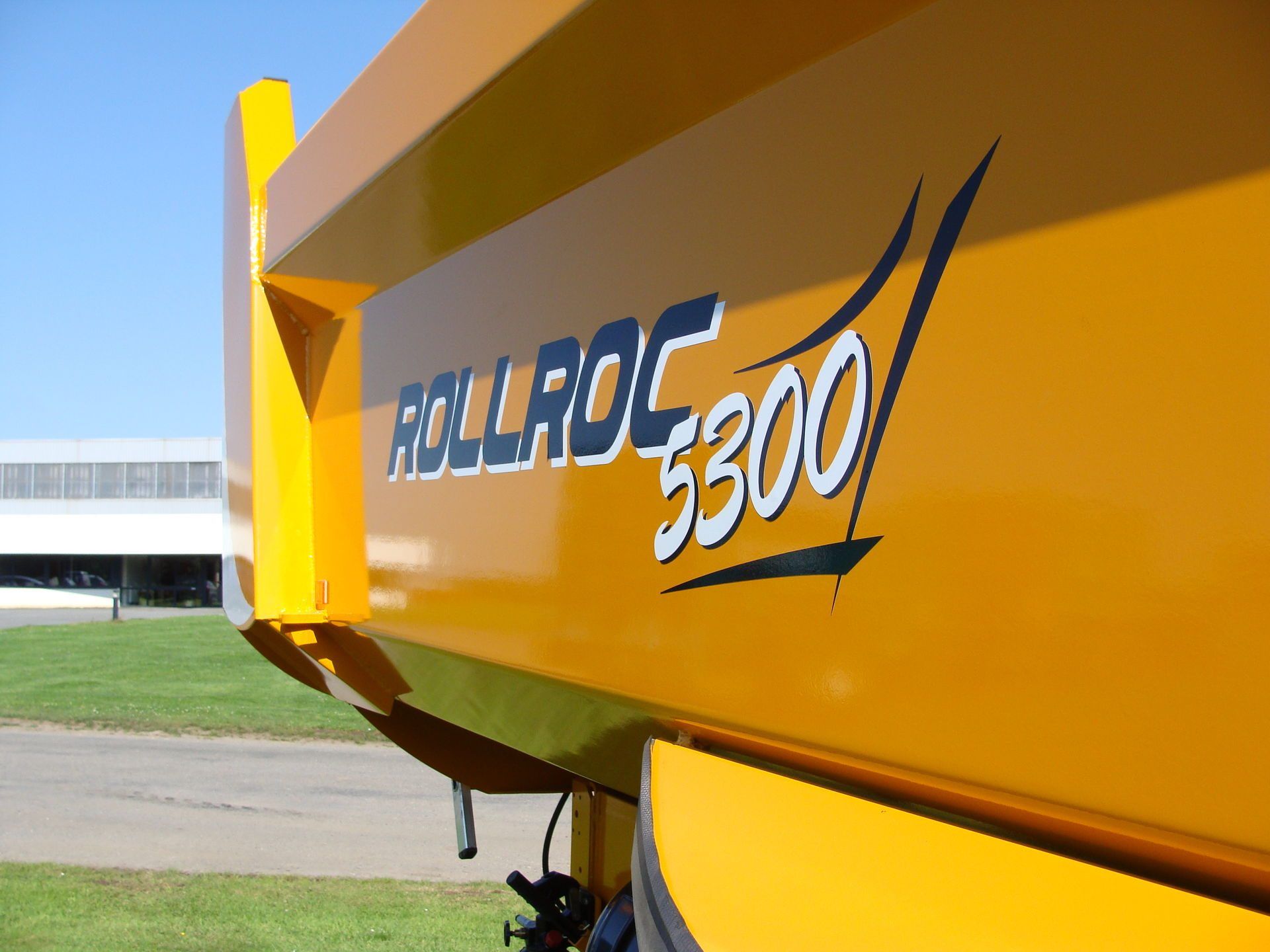 Rollroc 5300 - bennes tp - rolland - charge utile approximative 17900 kg_1
