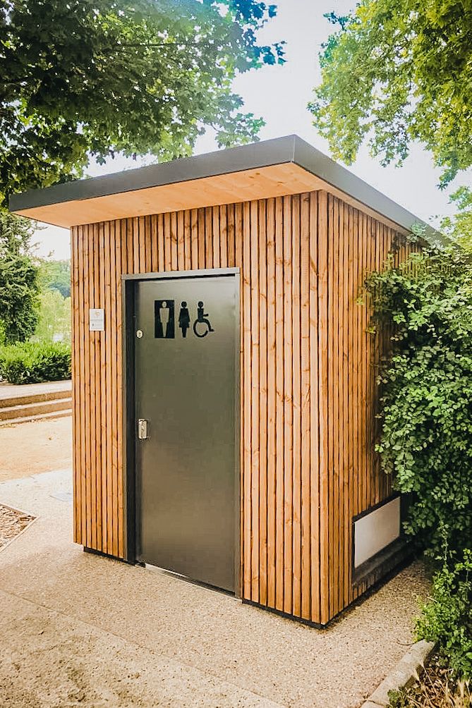 Toilette publique extérieure saniverte / 4 x 2.2 x 2.5 m devis sous 1h