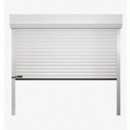 Porte de garage enroulable motorisée Castellane - sur mesure, esthétique et sécurisée_1