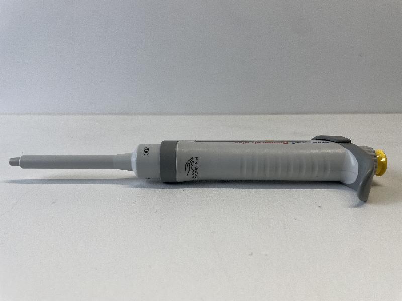 Micropipette monocanal Eppendorf Research plus | 20 - 200_1