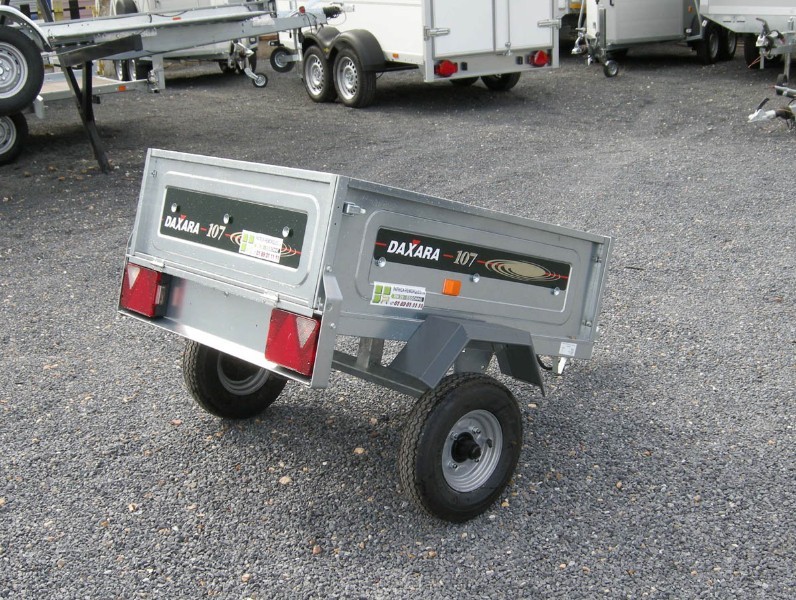 Remorque Daxara 107 avec caisse galvanisée et étanche
