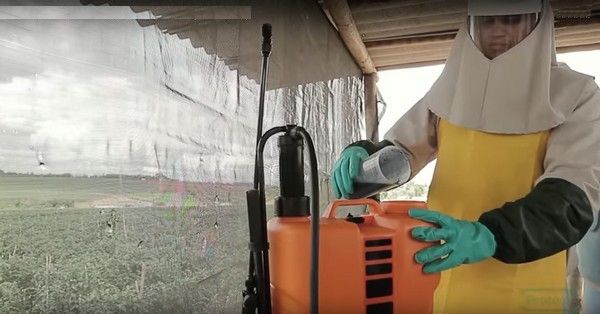 Équipement de protection individuel agricole PTC01 - EPI pour manipulation d'intrants chimiques_1