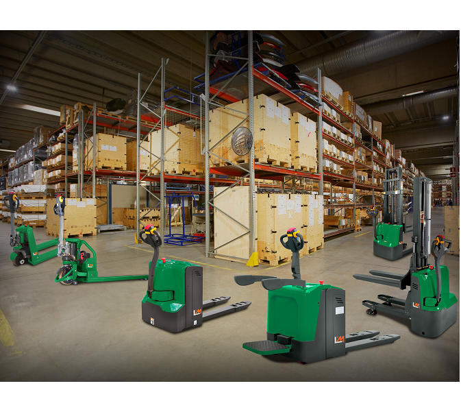 Tracteur électrique à portée assise L'M MT30E - robuste, mixte intérieur/extérieur, batterie 36V 250Ah_1