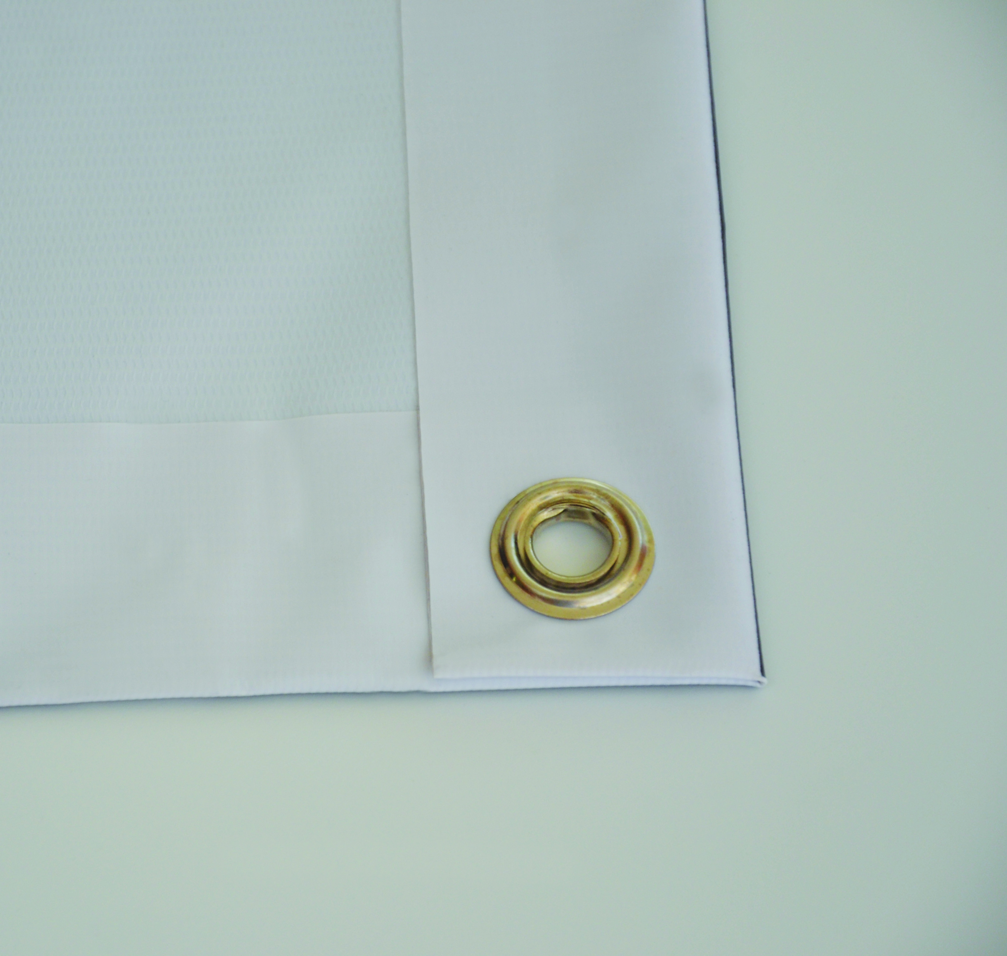 Bâche personnalisée sur mesure - publicitaire, laminée ou enduite, PVC 700g, intérieur et extérieur_1