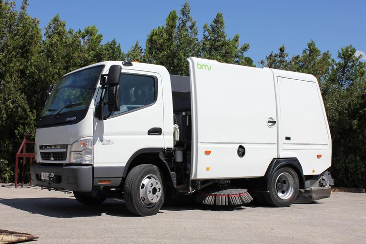 Balayeuse châssis routier BM25 - mécanique, cuve 2m3, pompe haute pression 105L/60B_1