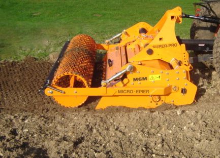 Enfouisseur de pierres SUPER-PRO & POLY-PRO - préparateurs de sol robustes pour espaces verts, profondeur de travail 15 à 27 cm_1