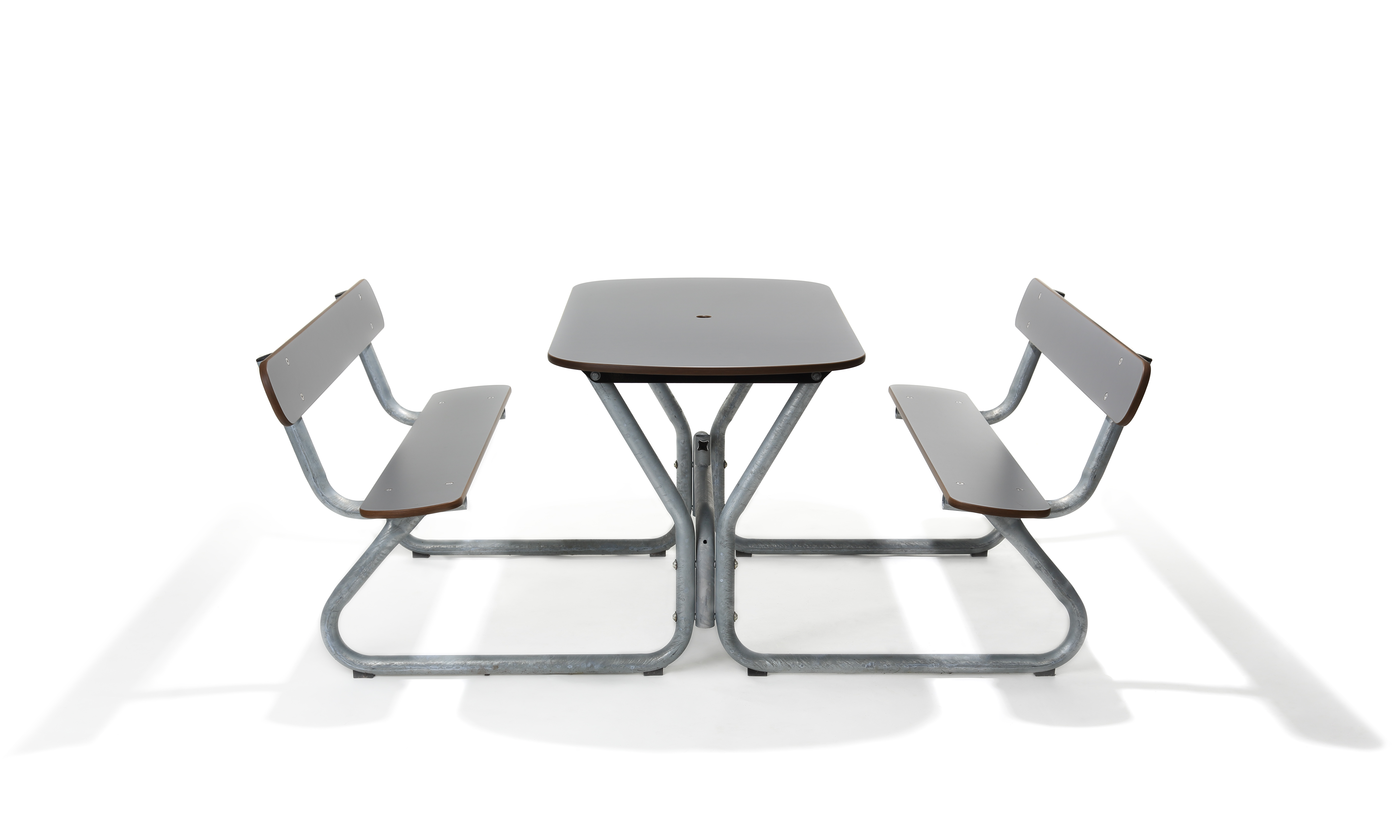 Table de pique-nique Allround réf-8061734 - Hags - montage en 1 heure - dimensions 1250x1950x720 mm_1