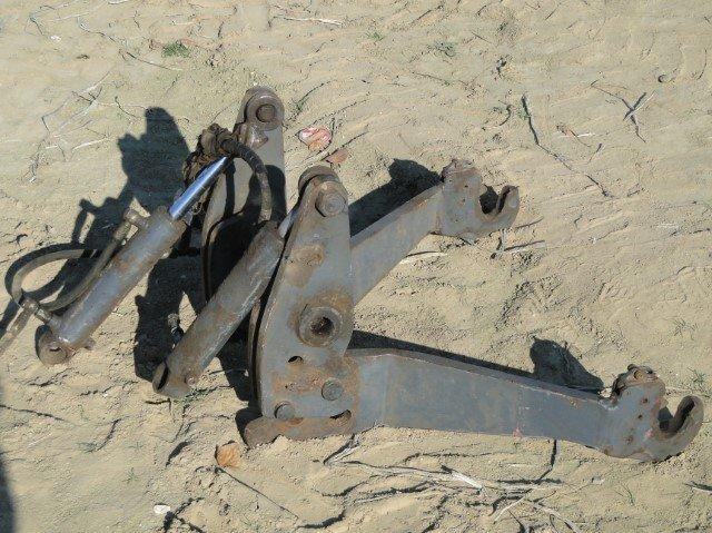 Relevage avant New Holland TM125 - En occasion_1