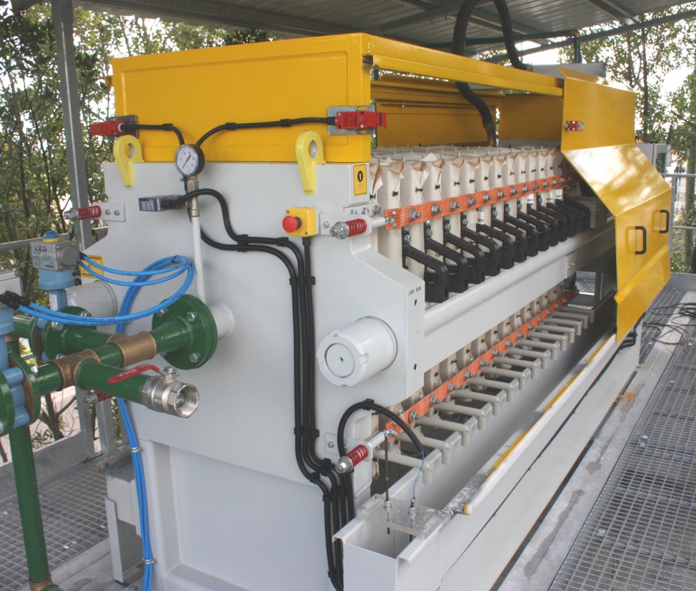 Filtre presse pour recyclage du béton frais et traitement des boues - arcen_0