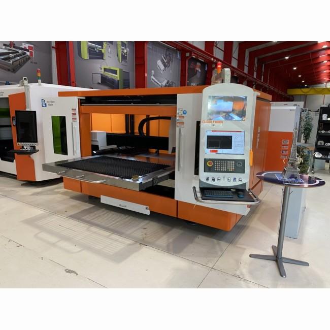 Table de découpe laser fibre ADFORM - LTO1510 pour tôle, dimensions 1500x1000mm, puissance 1000 à 4000W_1