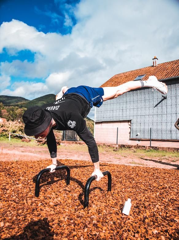 Parallettes basses - Gamme Street Workout DAMAPRO_1