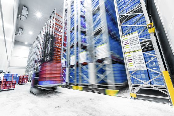 Palletier mobile dynamique pour les produits volumineux et lourds  - SSI SCHÄFER_1