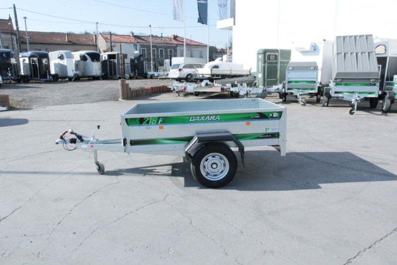 Remorque étanche DAXARA 218F - Plancher bois, fabrication française pour bricolage, transport et vacances_1