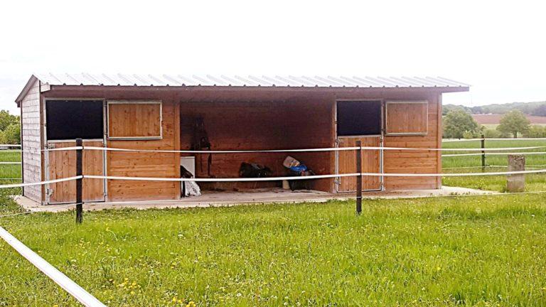 Pack box et abri chevaux - BOX011 - Conception Bois Français 100% Douglas, Épaisseur 48 mm_1