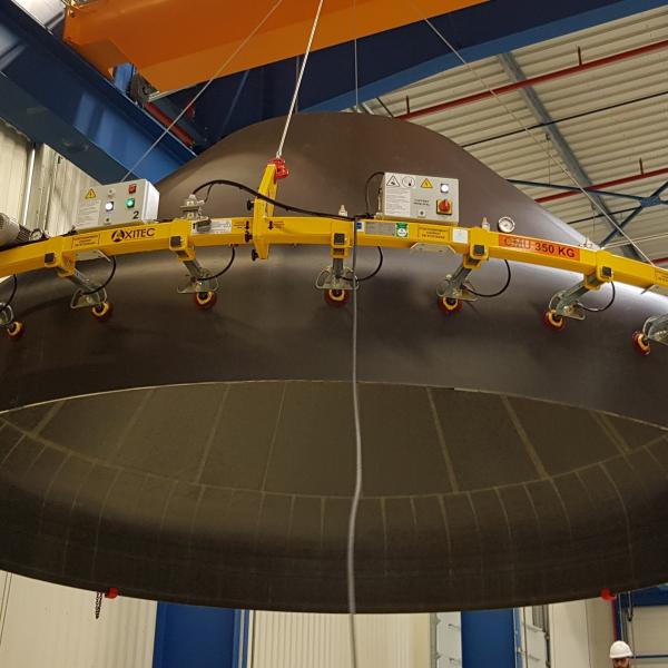 Palonnier à ventouse pour matériaux composites, mélaminé, céramique, fibre de verre, bois et autres matériaux_1