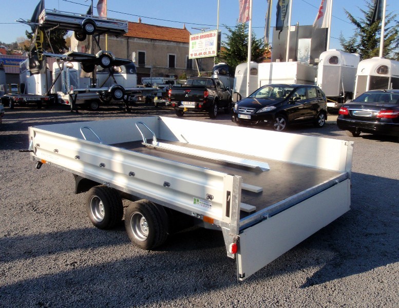 Remorque plateau HUMBAUR HN 303121 - 2 essieux, roues surbaissées, ridelles alu_1