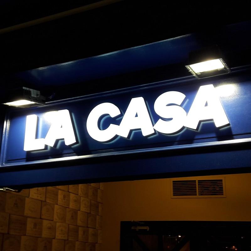 Enseigne lettres découpées lumineuse chants et face avant Plexiglas diffusant - Bleu, 30 mm_1