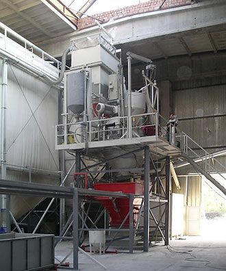 Centrale à béton pour le stockage et la production de béton de polystyrène - Kniele_1