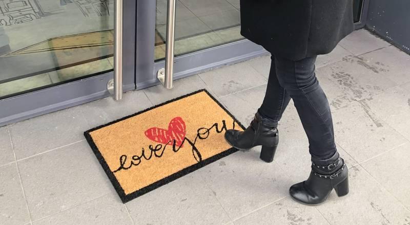 Tapis d'entrée abrité brossant - Girly Love - 60x40 cm_1