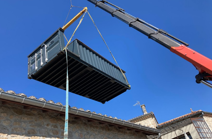 Piscine en container sur-mesure, esthétique et durable - Eurobox_1