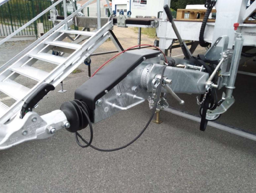 Podium mobile 3,5 T - 60 m² - EMS STAGE 60_1