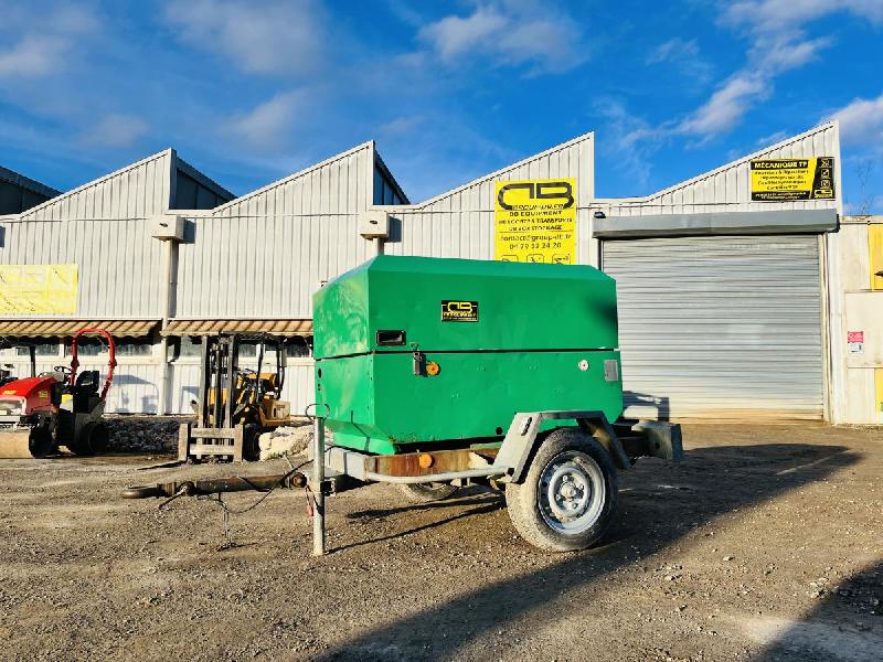 INGERSOLL-RAND Compresseur d'air sur roues P70WP_1