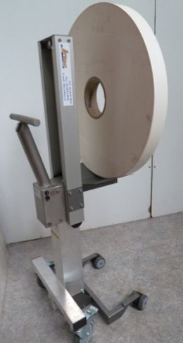 Chariot manipulateur Compact - système de levage électrique - CMU 100 kg - hauteur de levage 90 à 590 mm - aluminium ou inox_1