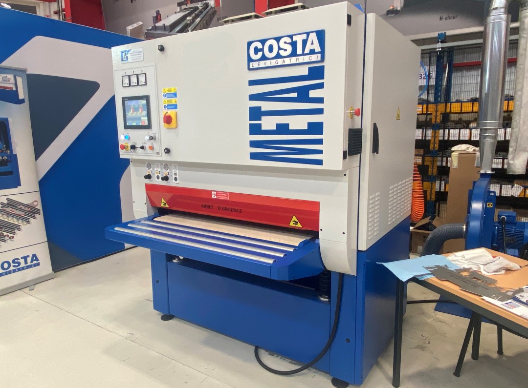 Ébavureuse COSTA MD4 CVC 1150 - Ébavurage et polissage avec 3 stations de travail_1