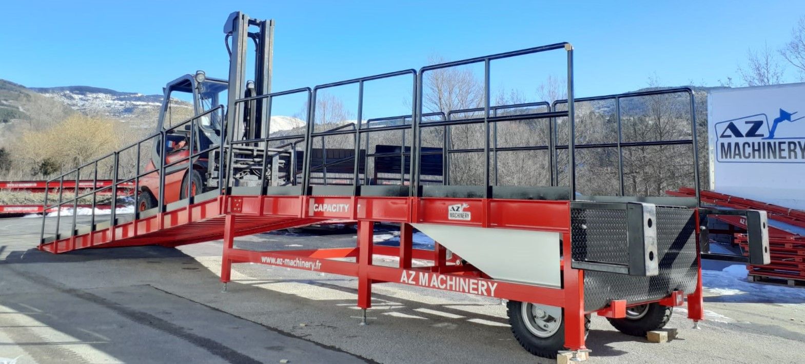 Rampe de quai mobile AZ RAMP FORMATION 2020 - Spécialement conçue pour centres de formation cariste, CACES RECO R.489 et ED6059_1
