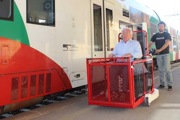 Plateforme élévatrice mobile Panda Station - Pour PMR - Capacité 350 kg - Intérieur et extérieur_1