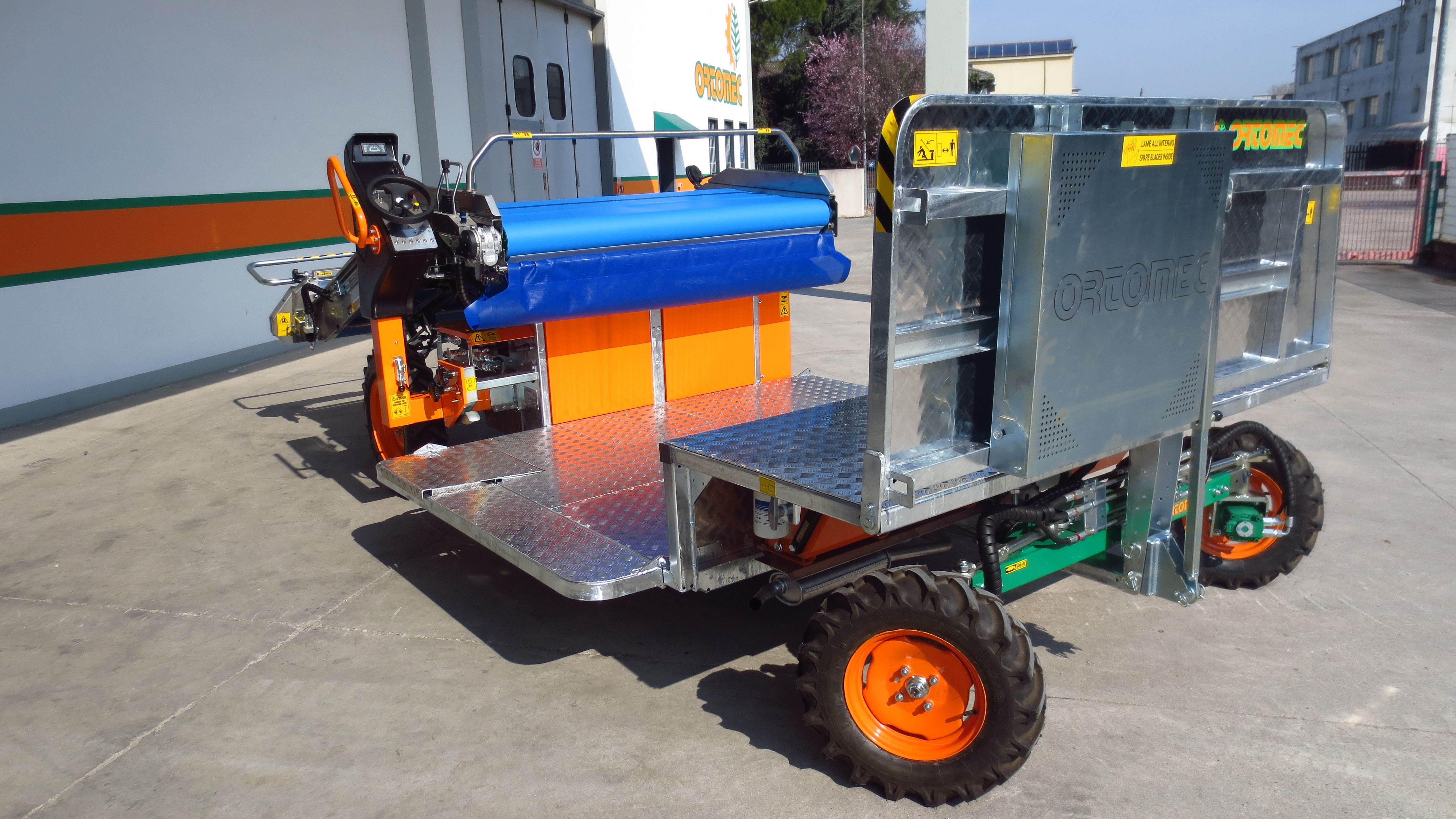 Récolteuse automotrice sur roues 8000 Foglia - Ortomec Srl - largeur de tête de récolte 120 à 180 cm - pour jeunes pousses, roquette, épinards_1