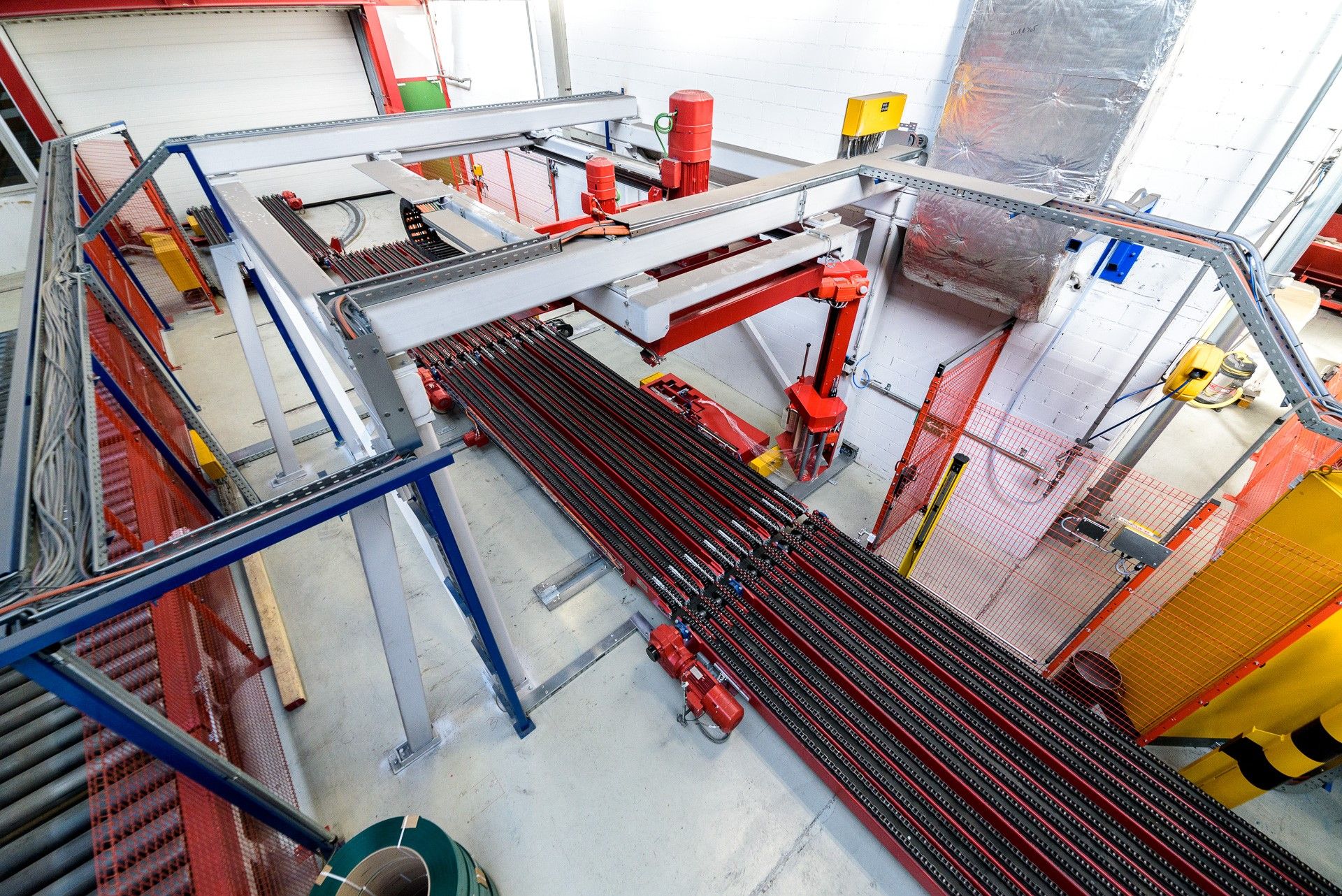Banderoleuse à bras tournant - Schermesser - automatique pour grandes dimensions et production élevée_1
