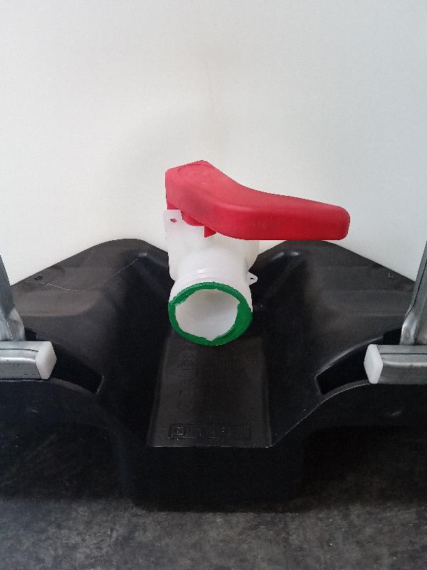 Cuves IBC 1000 L. De réemploi-palette PVC_1