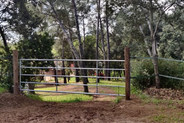 Porp5n - barrière agricole galvanisée - porte de prairie 5-6 m_1