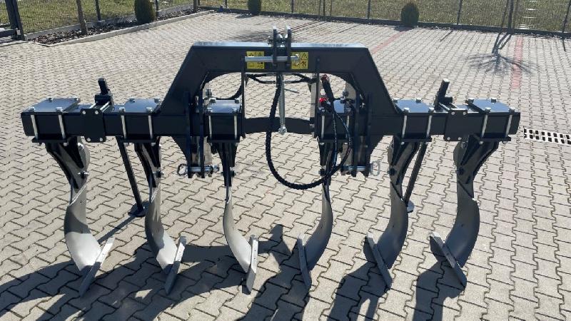 Décompacteur NC monopoutre 3m - 6 dents - Occasion - châssis renforcé et relevage hydraulique_1