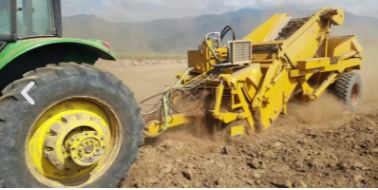 Ramasseuse agricole - DSR-4 Épierruse Triginer - 7,5 m de longueur totale - capacité 4 m³_1