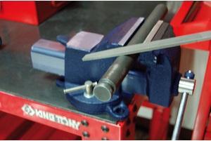 Étaux d'établis 170 mm d'ouverture - 304021_1