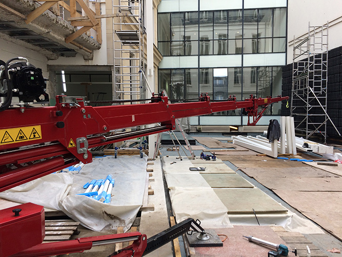 Mini-grue araignée mobile et compacte C6e - Charge 3000kg - Hauteur de levage 16.4m - Bi-motorisation diesel/électrique_1