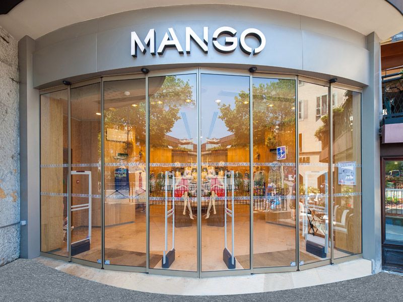 Porte automatique piétonne coulissante_1