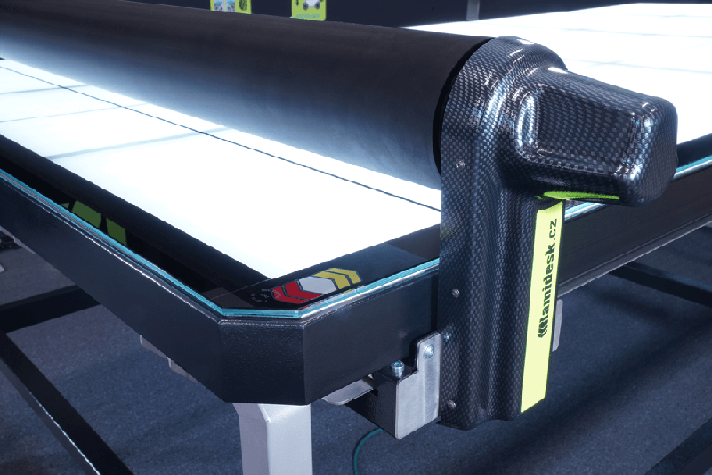 Table de contre-collage et de lamination COMPACT CL 2019_1